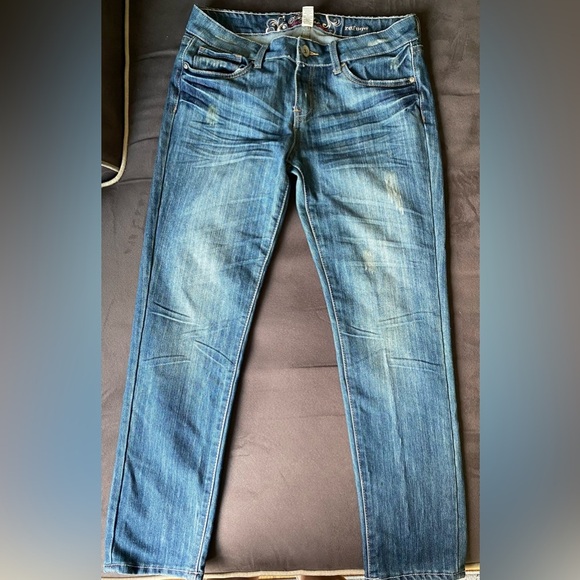 Refuge Flirty Everyday Skinny Jeans - Picture 1 of 7